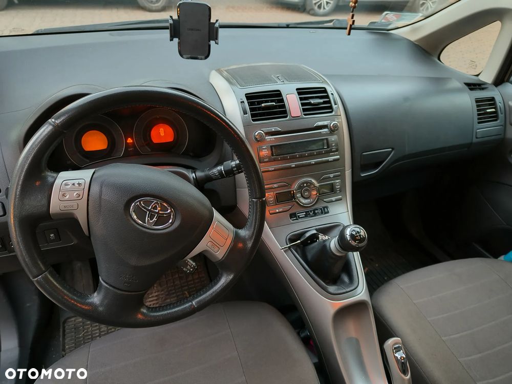 Toyota Auris - 6