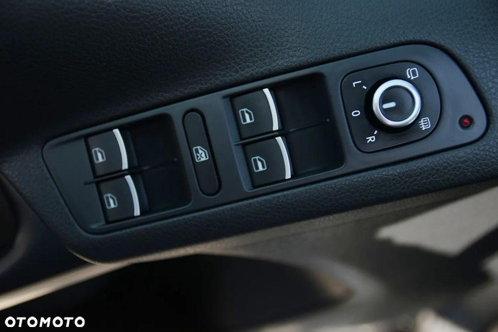 Volkswagen Tiguan 2.0 TDI DPF BlueMotion Technology Life - 30