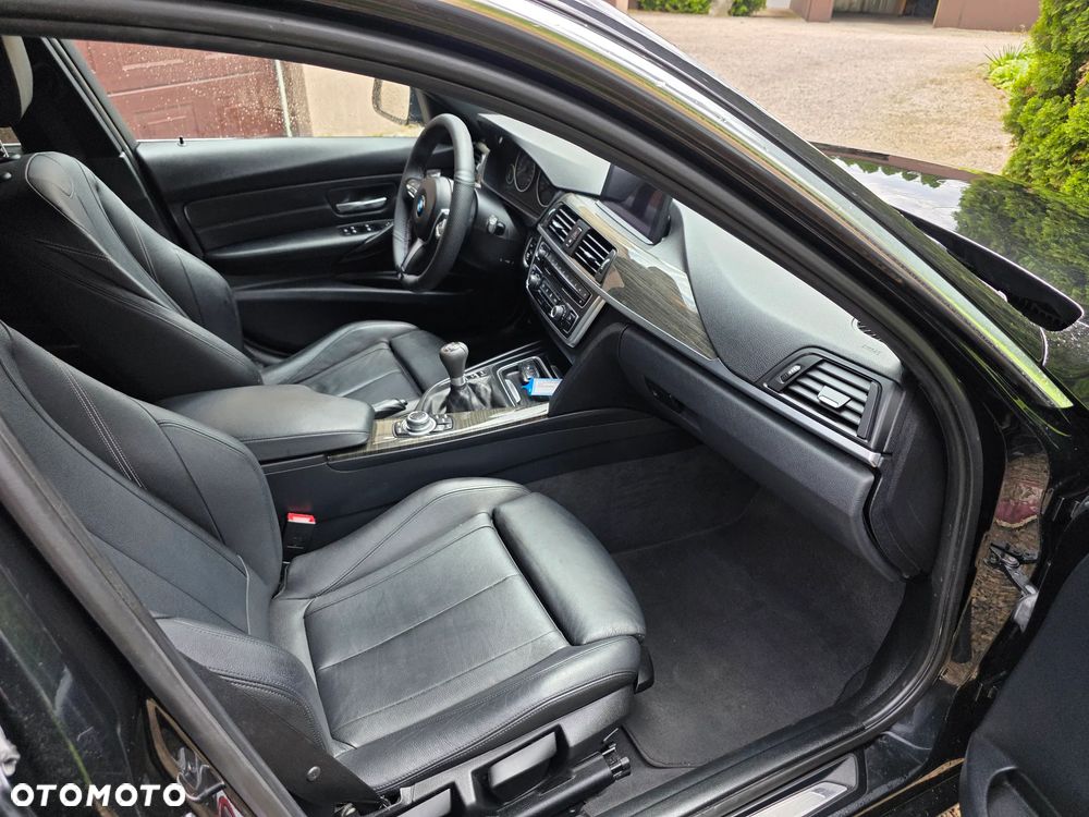 BMW Seria 3 320i Efficient Dynamics Edition Luxury Line - 9