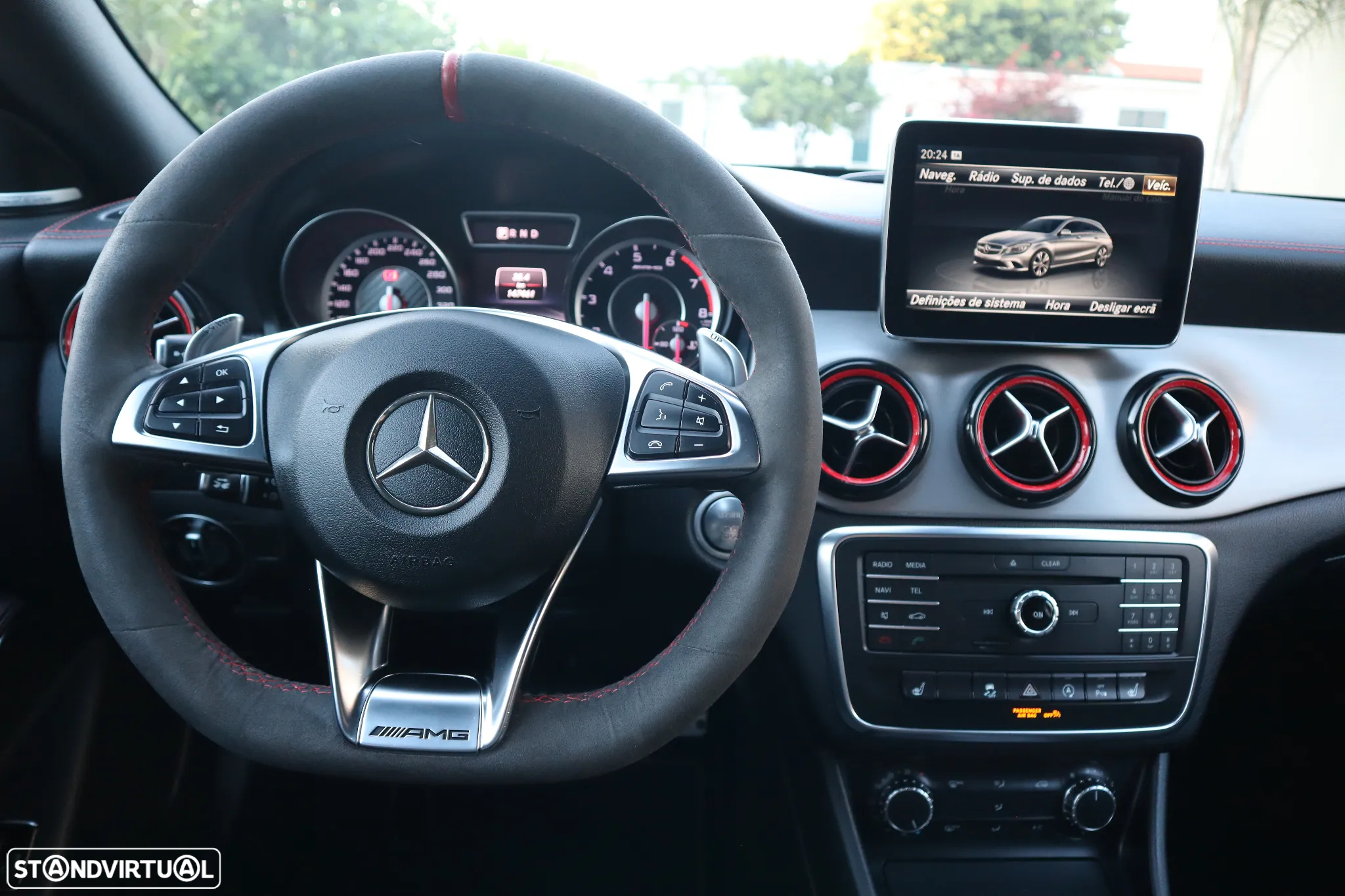 Mercedes-Benz CLA 45 AMG Shooting Brake 4Matic 7G-DCT - 29
