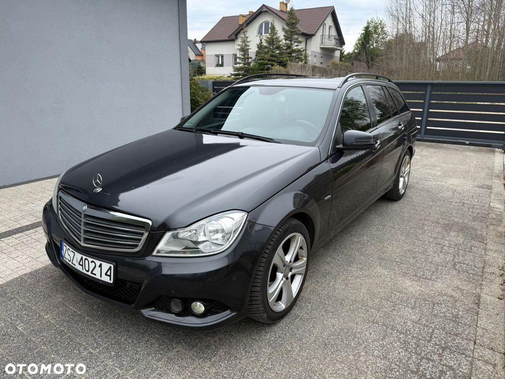 Mercedes-Benz Klasa C 200 CGI BlueEFFICIENCY Elegance - 18