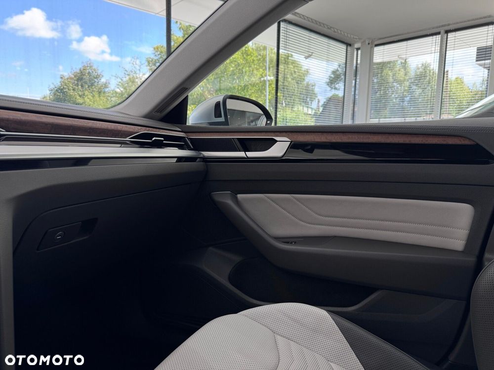 Volkswagen Arteon 2.0 TDI Elegance DSG - 27