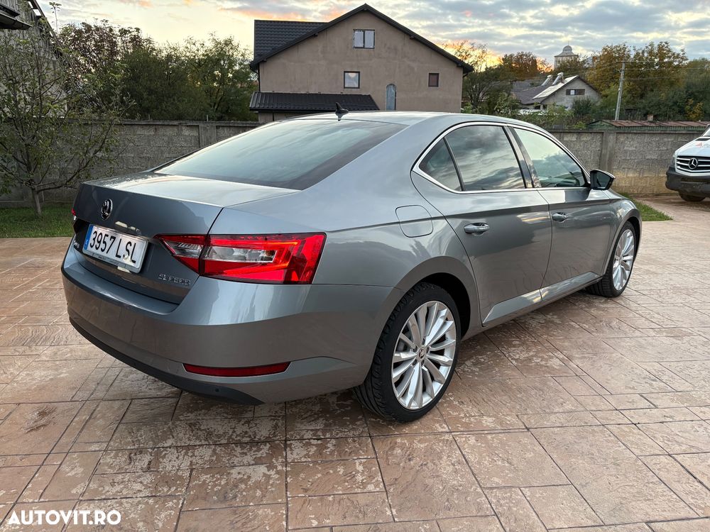 Skoda Octavia 2.0 TDI DSG Drive - 4