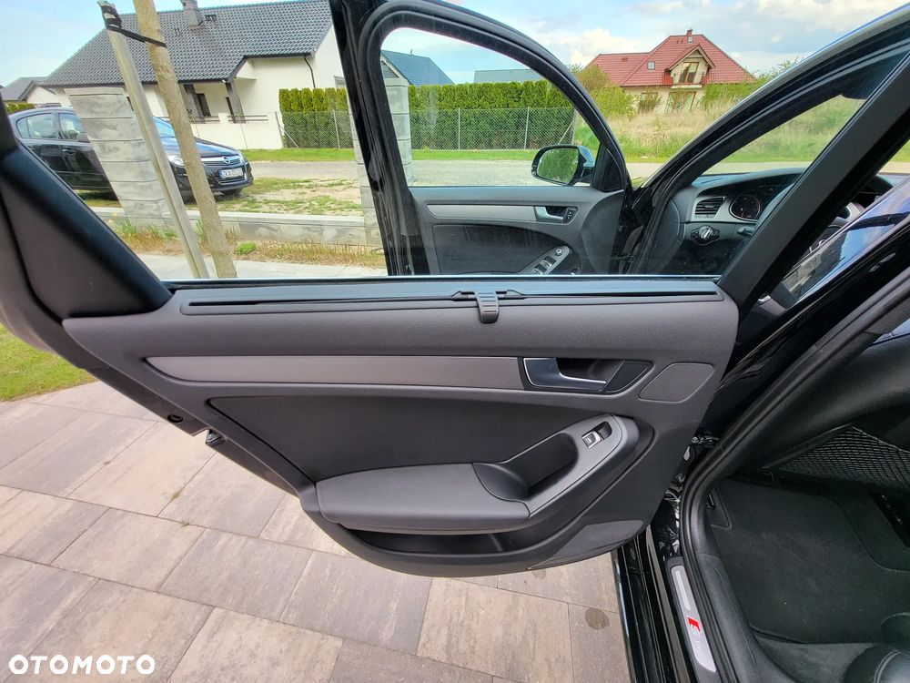 Audi A4 Avant - 15