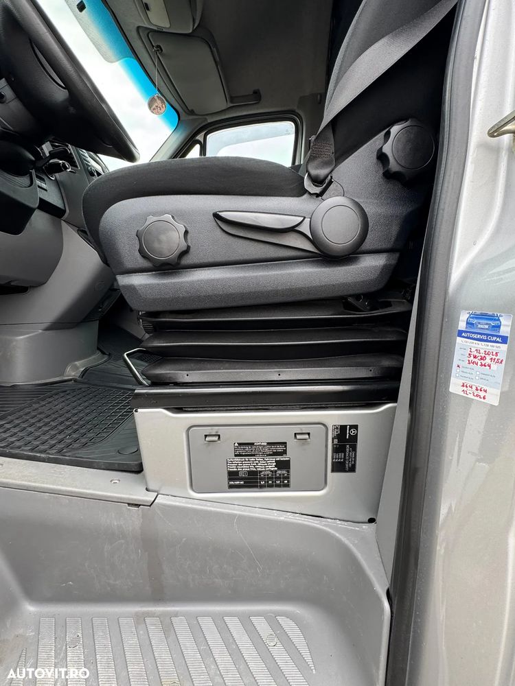 Mercedes-Benz Sprinter - 17