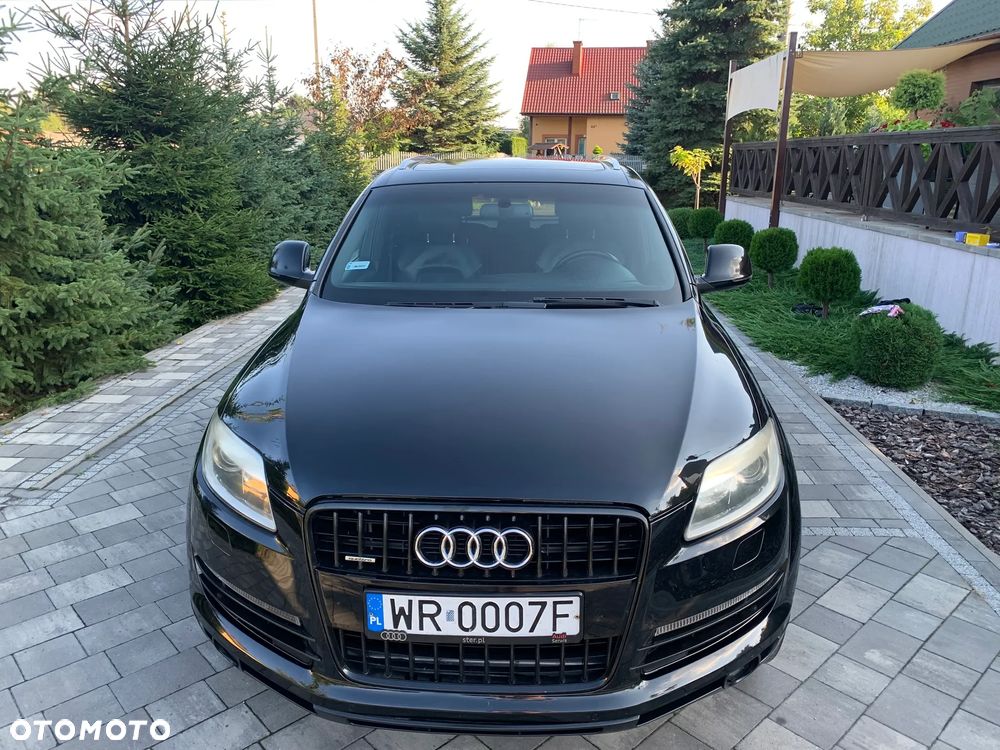 Audi Q7 - 1