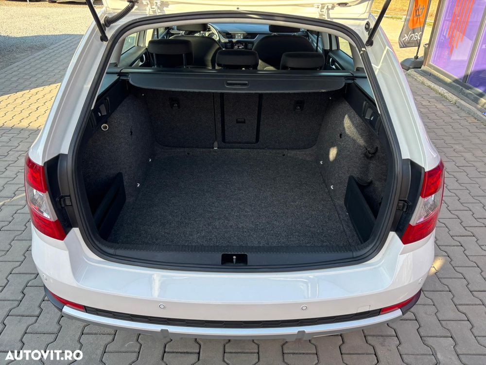 Skoda Octavia 2.0 TDI (Green tec) 4x4 DSG Scout - 25