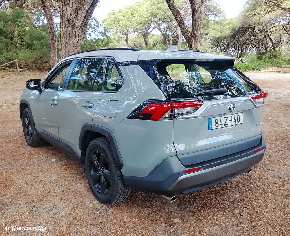 Toyota RAV4 2.5 HDF Comfort - 18