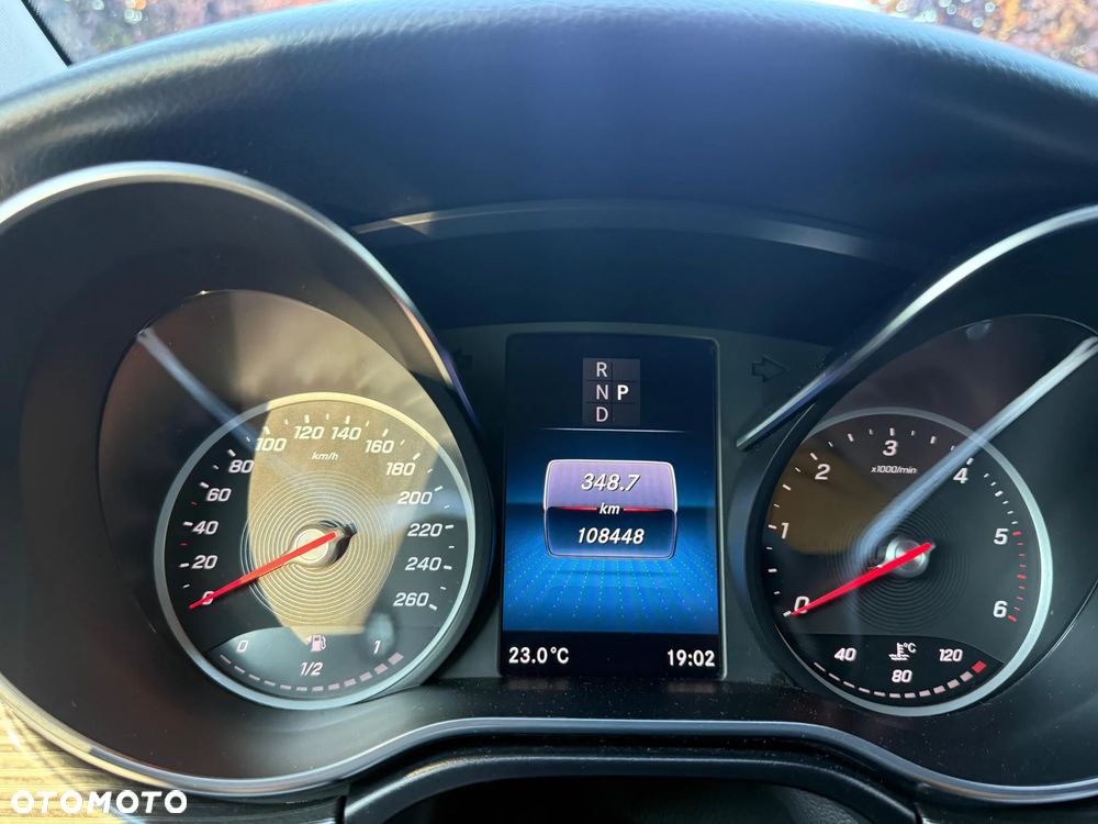 Mercedes-Benz Klasa V 300 d 9G-Tronic (d³ugi) - 8