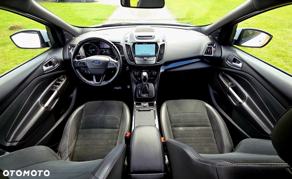 Ford Kuga 2.0 TDCi AWD ST-Line - 25