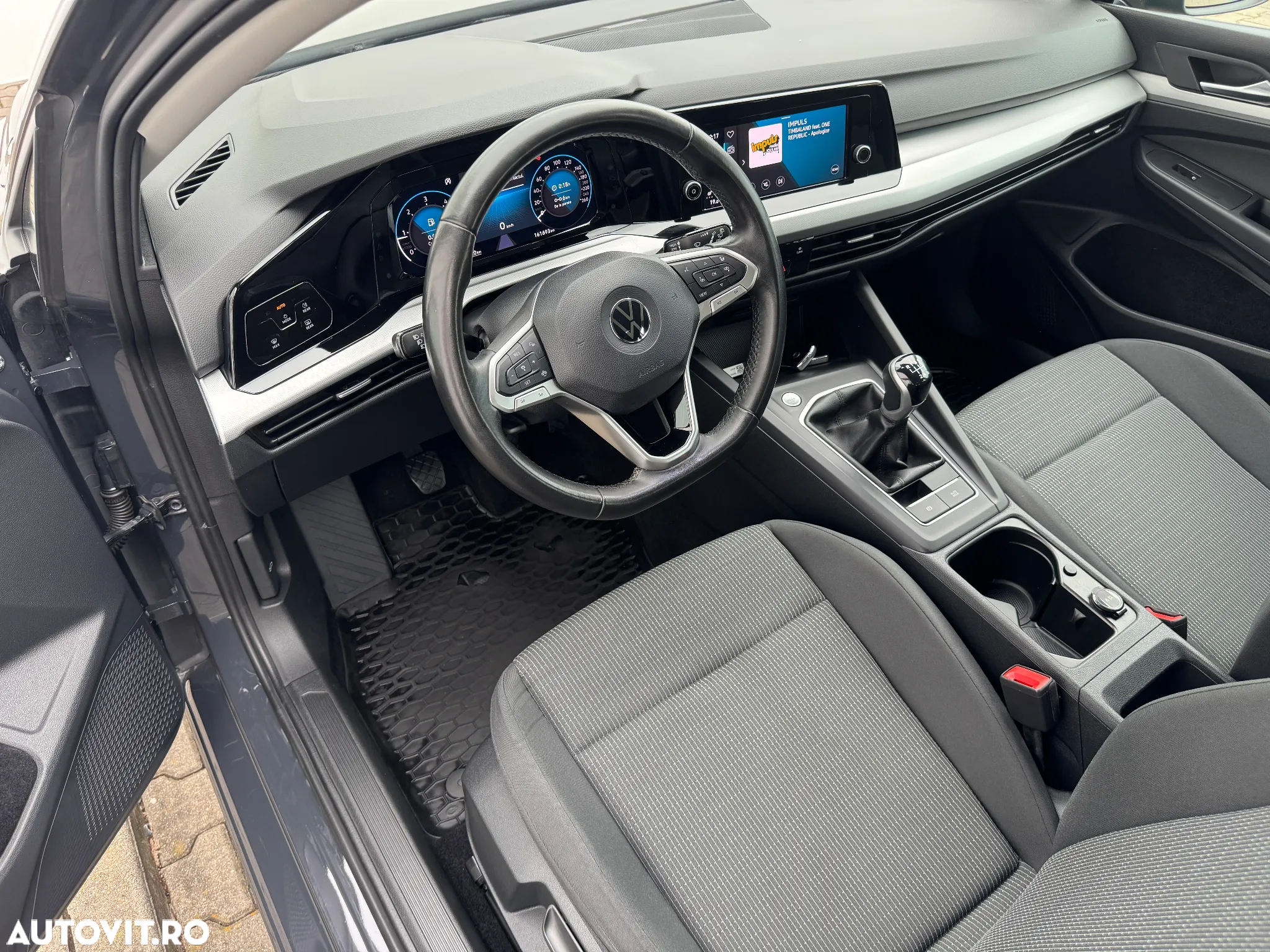 Volkswagen Golf 2.0 TDI SCR Life - 14