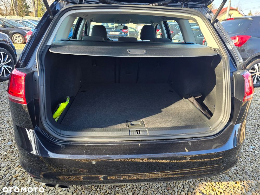 Volkswagen Golf 1.4 TSI BlueMotion Technology DSG Comfortline - 24