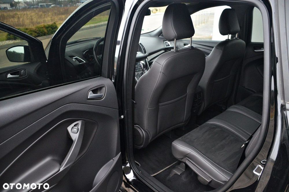 Ford Kuga - 17