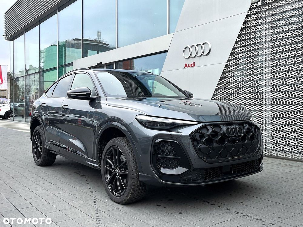 Audi Q5 Sportback - 11