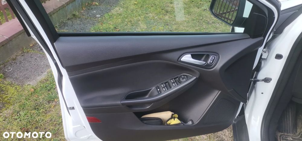 Ford Focus 1.0 EcoBoost Trend ASS - 11