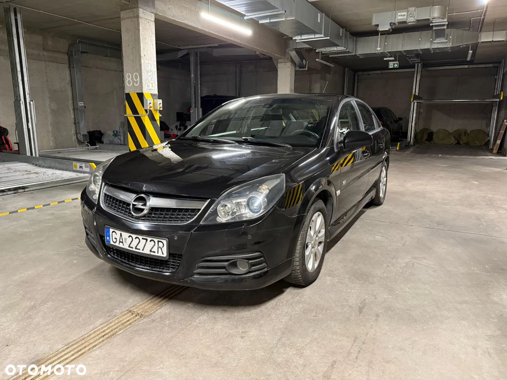 Opel Vectra 1.9 CDTI Cosmo - 3