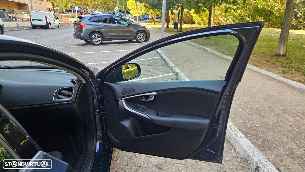Volvo V40 - 28