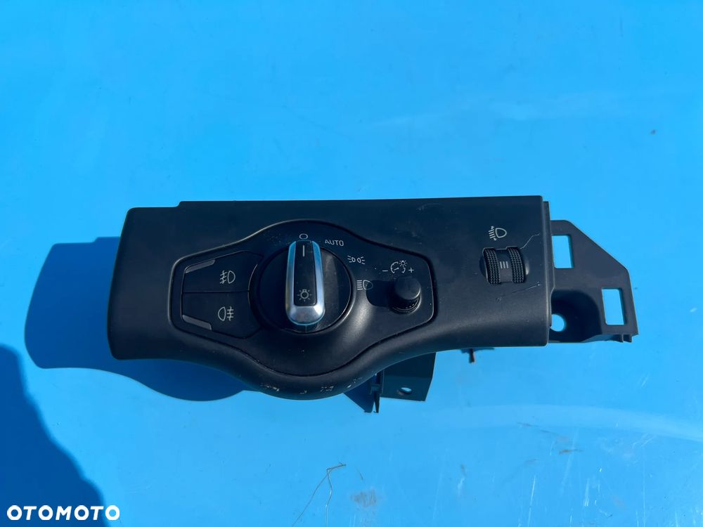 PRZEŁĄCZNIK ŚWIATEŁ AUDI A4 B8 A5 8T 8K0941531AL - 1