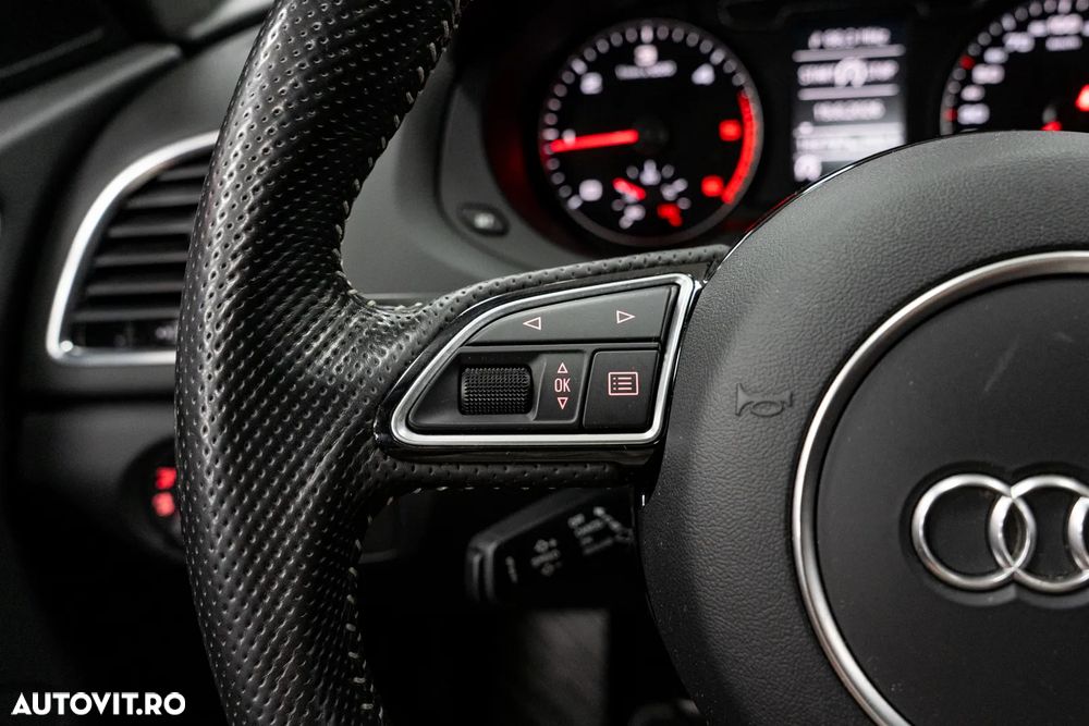 Audi Q3 2.0 TDI Quattro S tronic sport - 37
