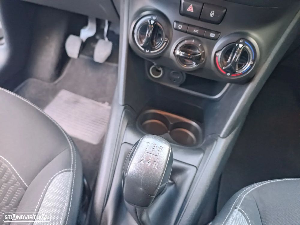Peugeot 208 1.4 HDi Active - 18