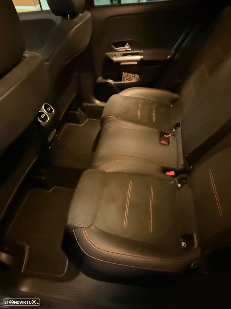 Mercedes-Benz GLA 180 d AMG Line - 6