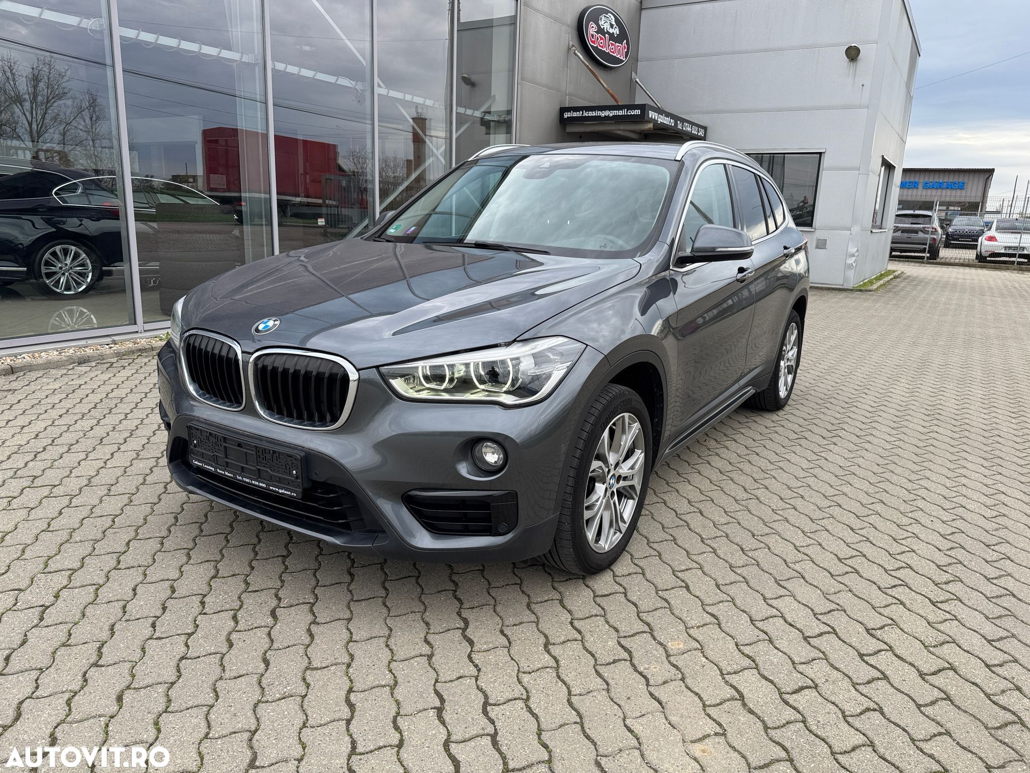BMW X1 xDrive18d Aut. Sport Line - 1