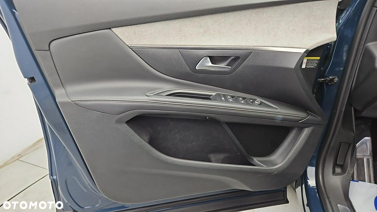 Peugeot 5008 1.6 PureTech GT Pack S&S EAT8 - 10