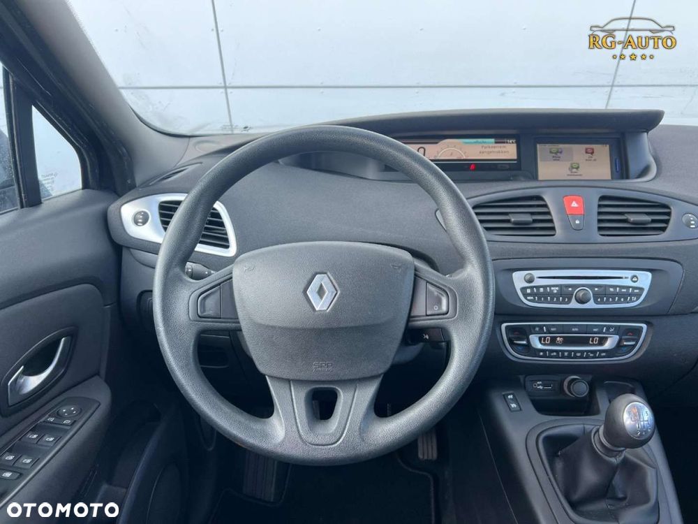 Renault Scenic - 30