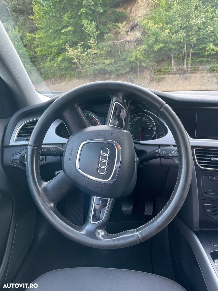 Audi A4 Avant 2.0 TDI - 26