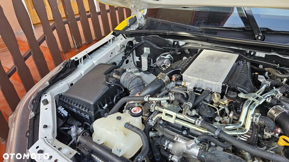 Toyota Hilux 2.8 D-4D Double Cab SR5 4x4 - 33