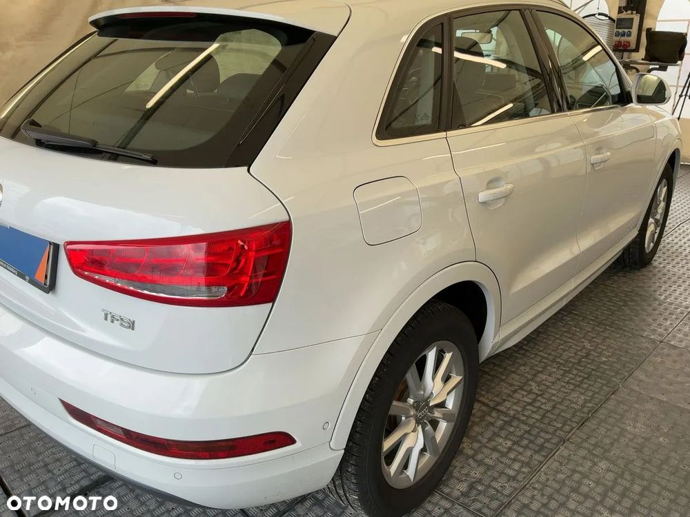 Audi Q3 1.4 TFSI Sport S tronic - 4