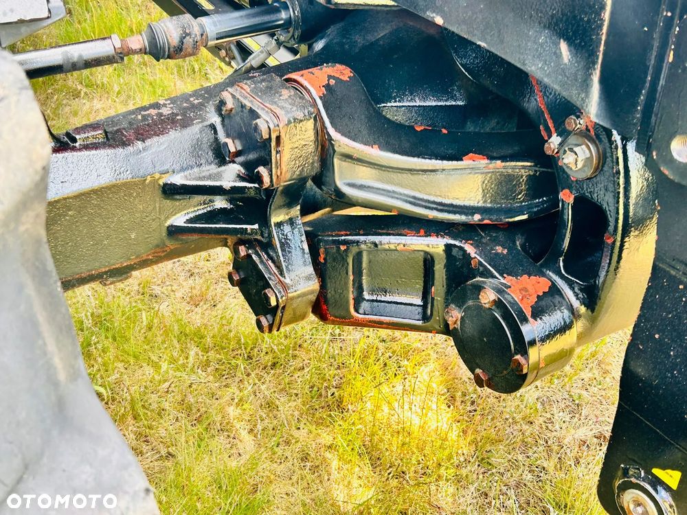 Massey Ferguson - 11