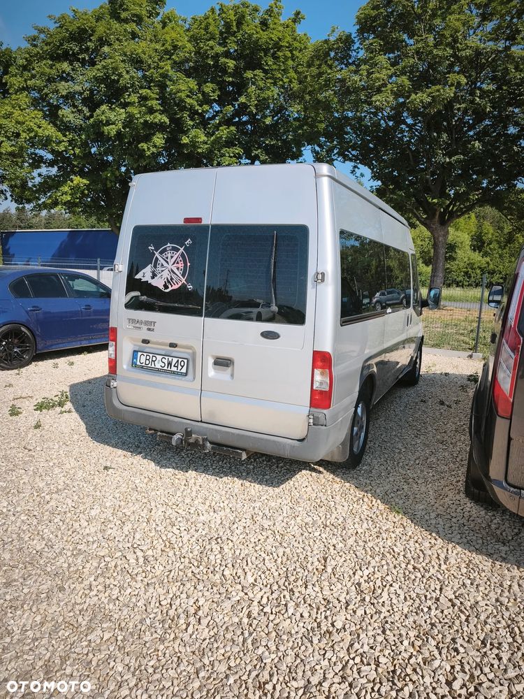 Ford Tourneo Custom - 4