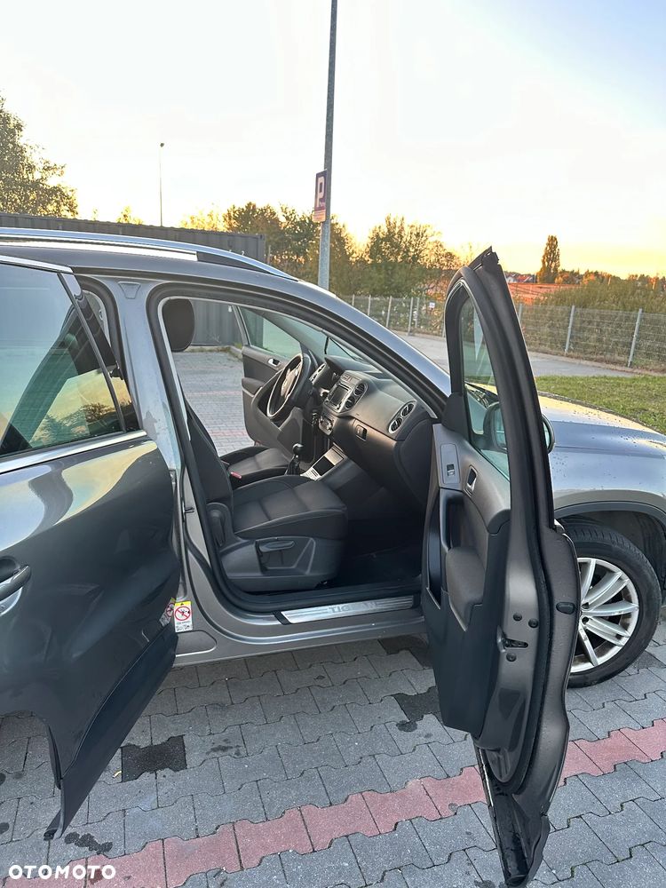 Volkswagen Tiguan - 23