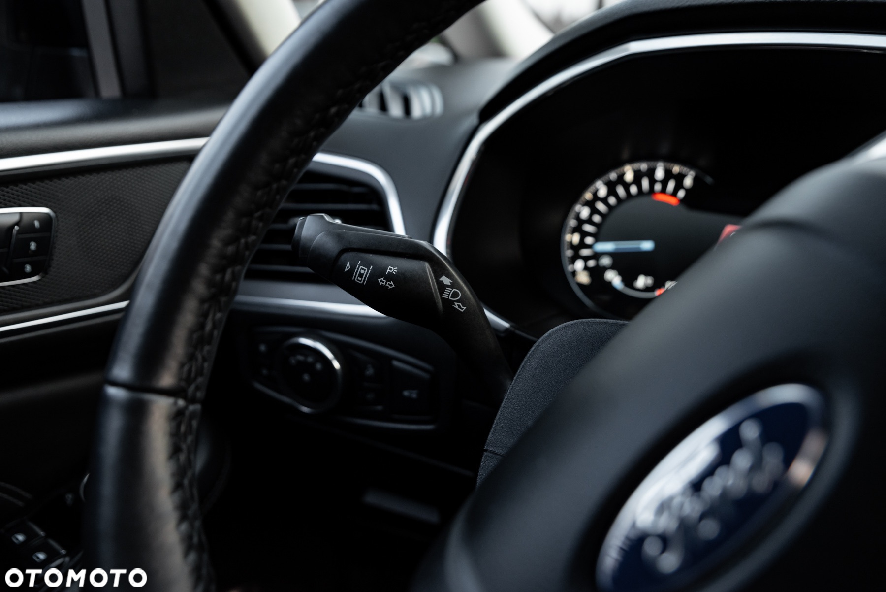 Ford S-Max - 29