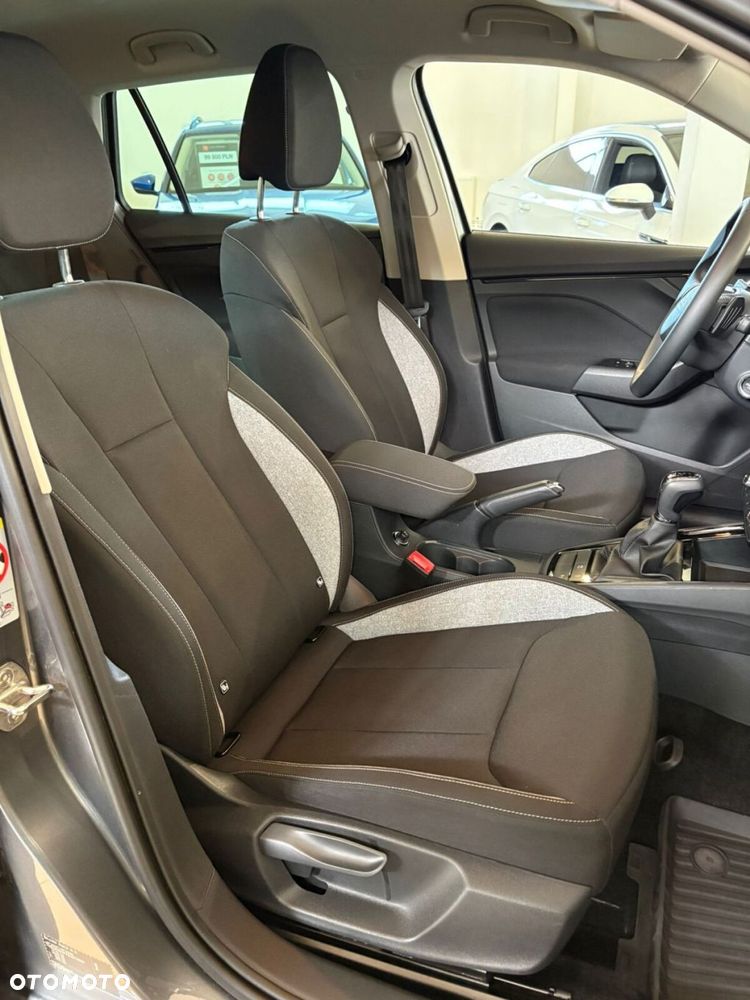 Skoda Kamiq 1.0 TSI Selection DSG - 27