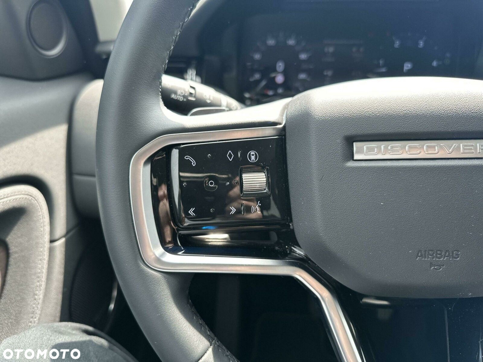 Land Rover Discovery Sport - 17
