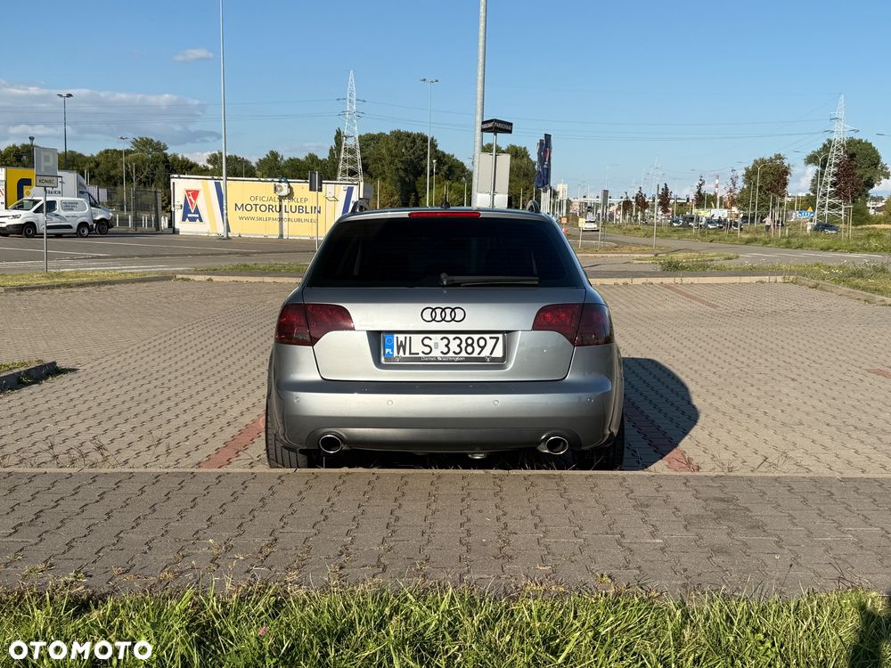 Audi A4 Avant - 9