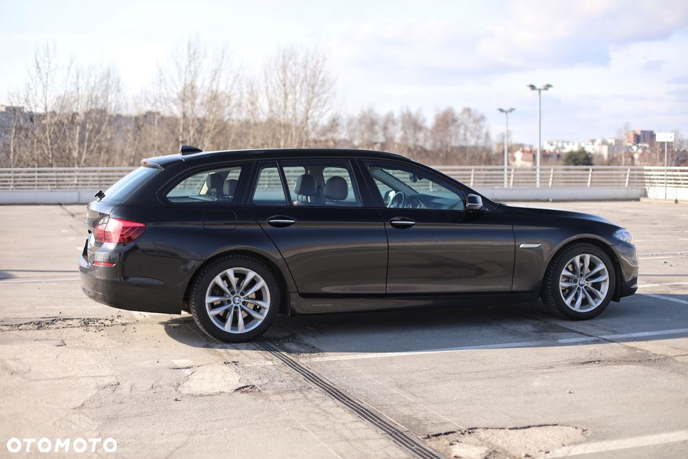 BMW Seria 5 520d Luxury Line - 20