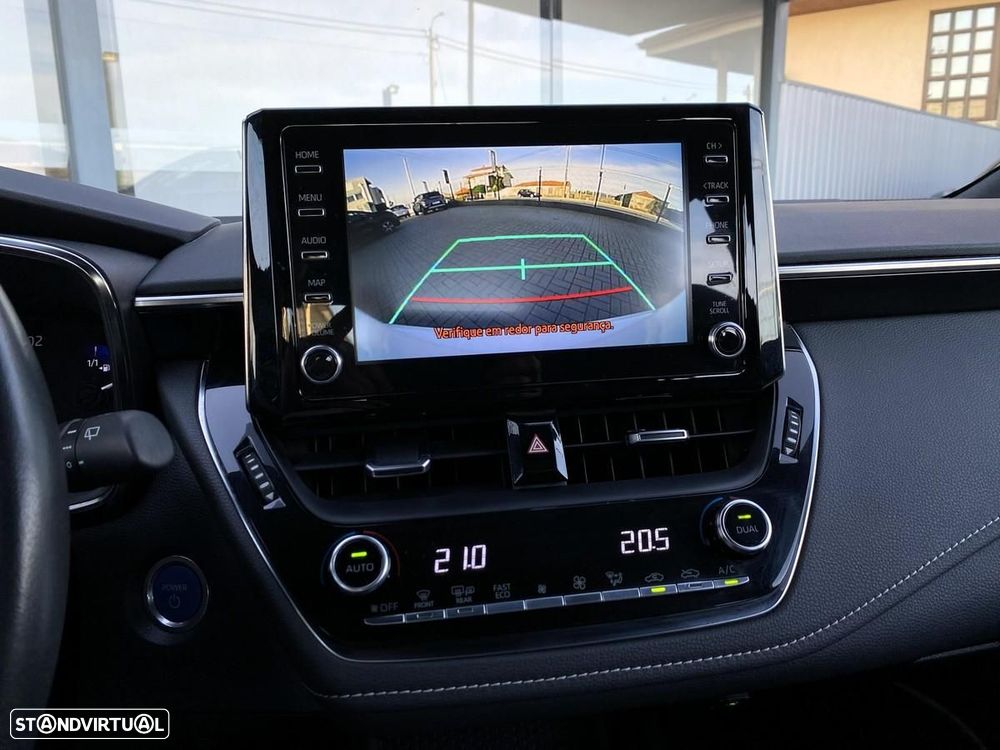 Toyota Corolla 1.8 Hybrid Comfort - 18