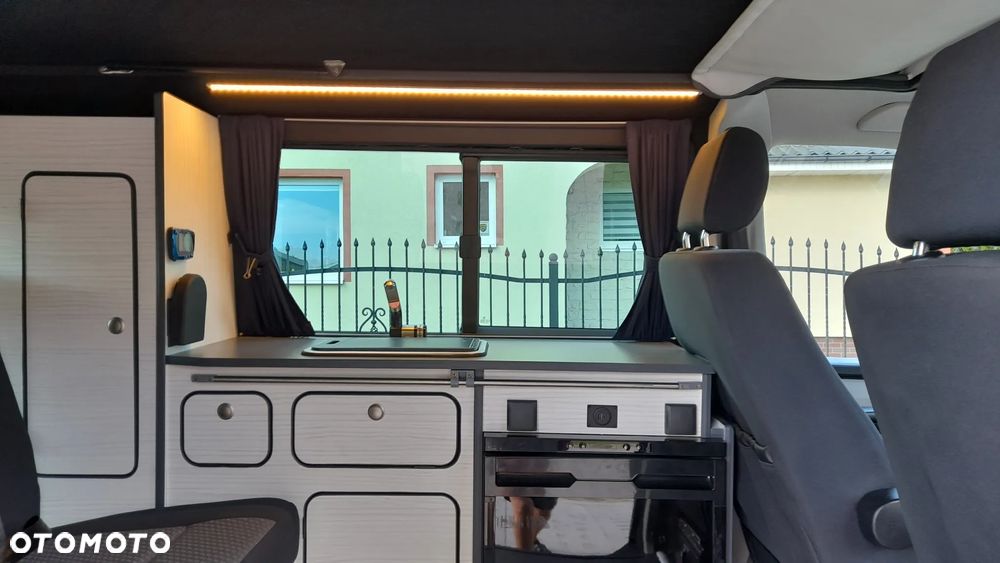 Volkswagen California - 15