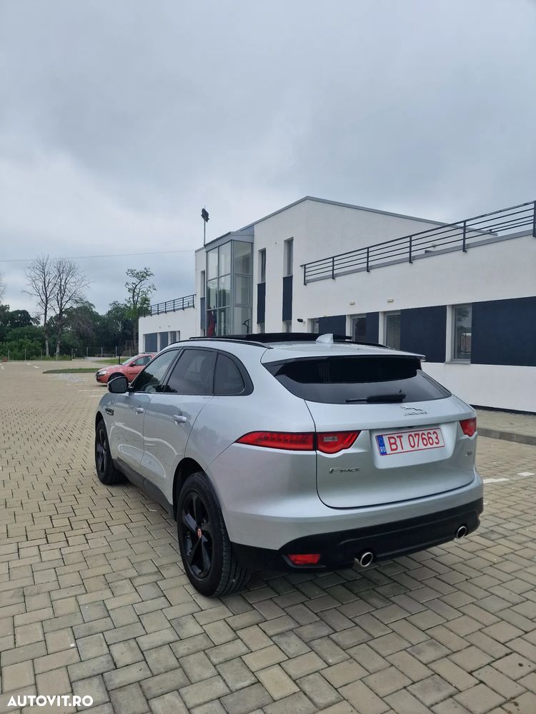 Jaguar F-Pace - 3