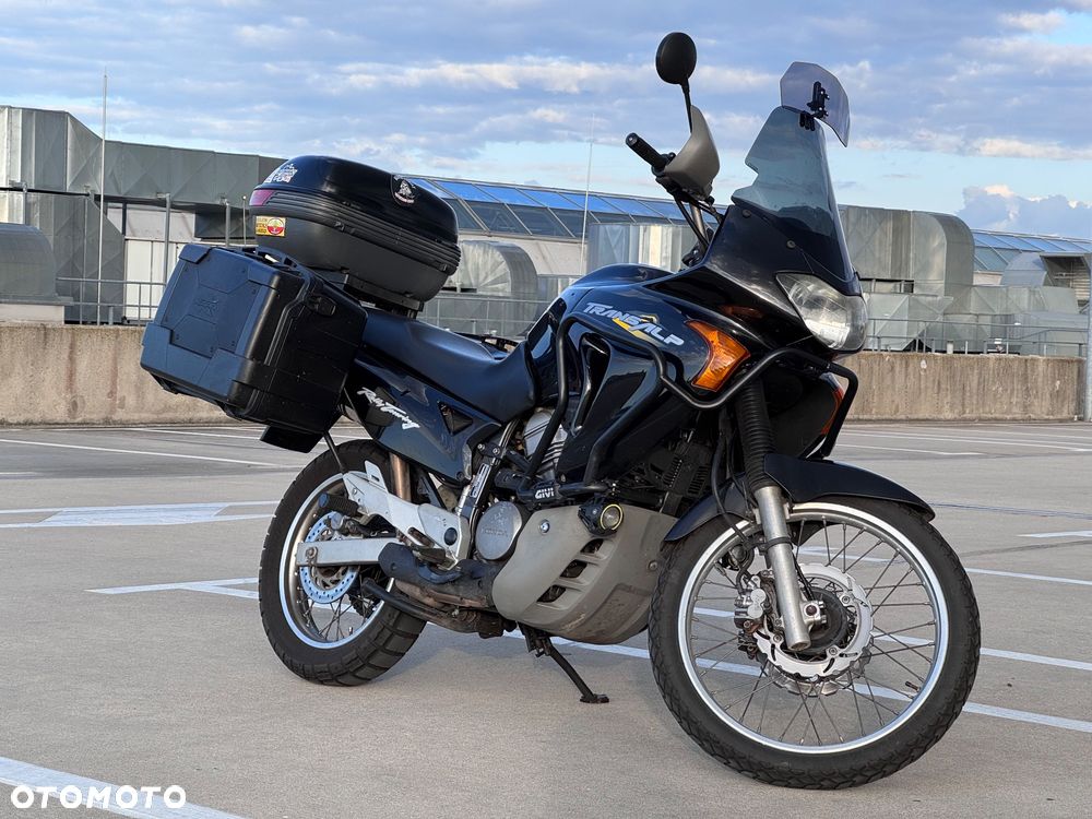 Honda XL - 1