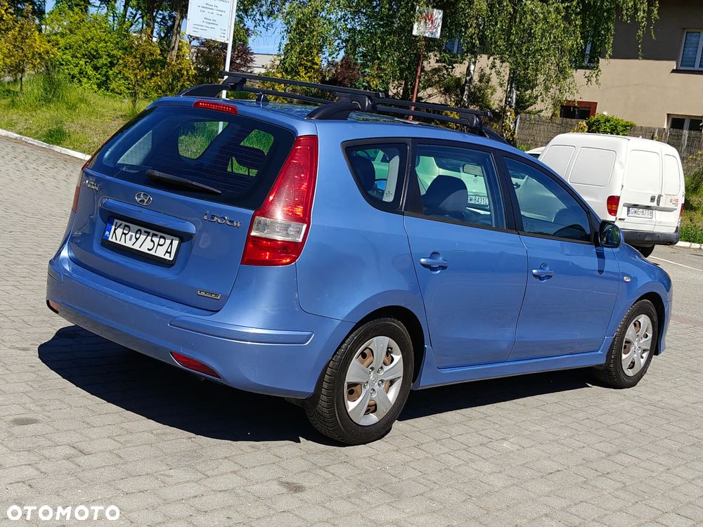 Hyundai i30 1.6 CRDi Style - 11