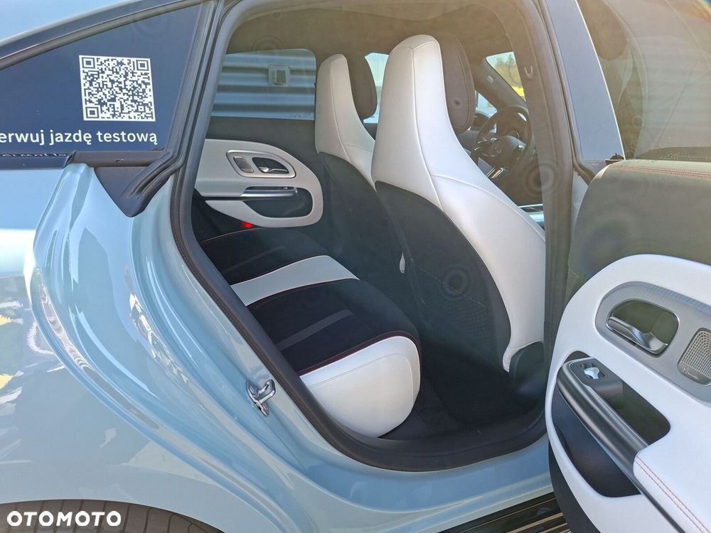 Mercedes-Benz CLA - 15