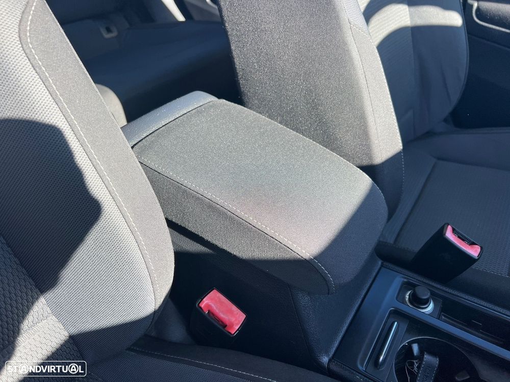 VW Golf 1.2 TSi Style BlueMotion - 32