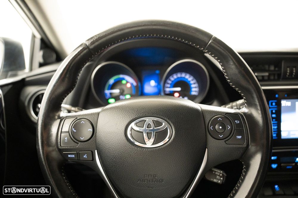 Toyota Auris Touring Sports - 23