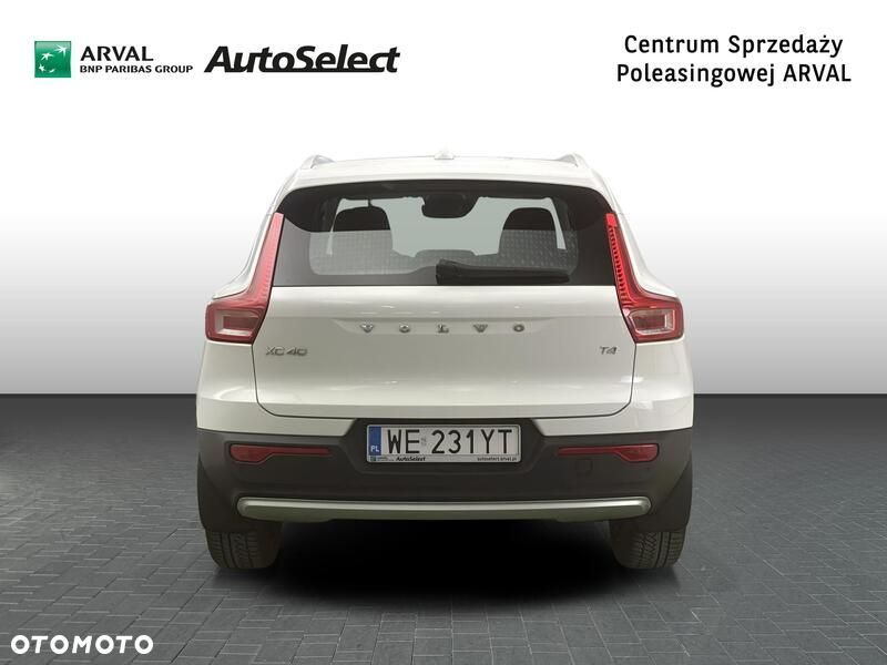 Volvo XC 40 T4 Momentum Pro - 5