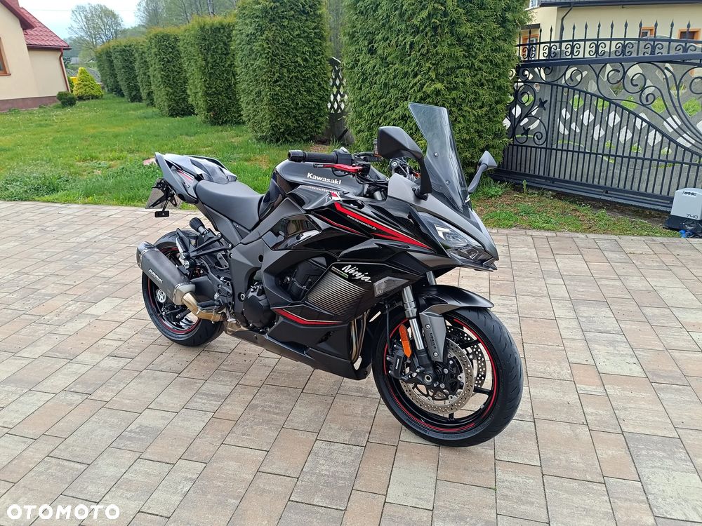 Kawasaki Ninja 1000 SX - 12