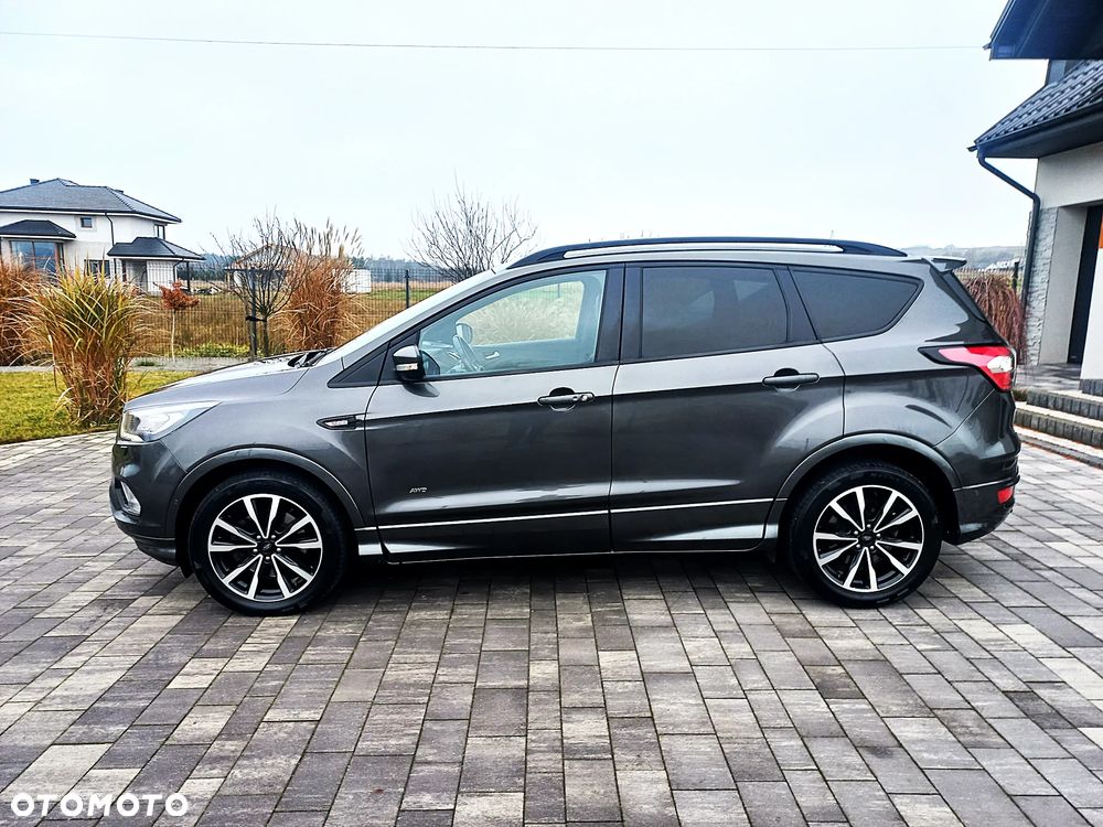 Ford Kuga 2.0 TDCi 4x4 ST-Line - 17